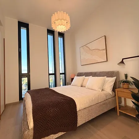 Pinnacle Woho Sea View Korter