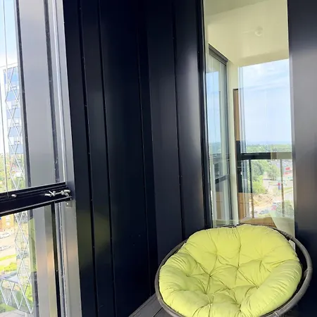 Pinnacle Woho Sea View Apartament *